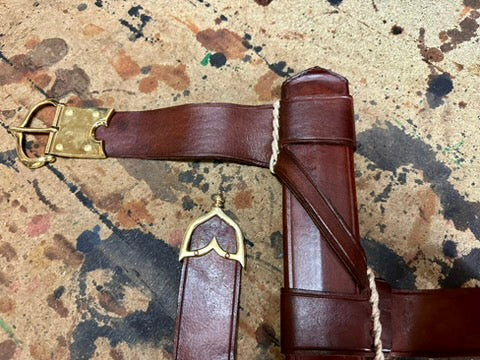 Medieval Z style sword scabbard - Triangular rain flap