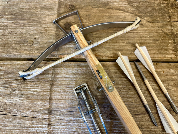 Tod's Workshop 15thC medieval 'Munition' Crossbow with bow irons.  HALF SIZE! with goats foot lever and 3 mini feather-fletched bolts.  close up of top.  