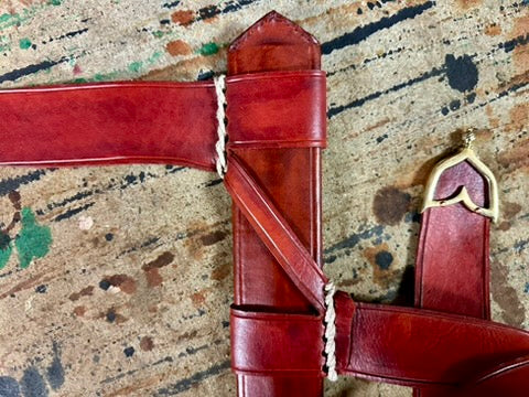 Medieval Z style sword scabbard - Triangular rain flap