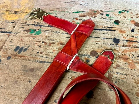 Medieval Z style sword scabbard - Triangular rain flap