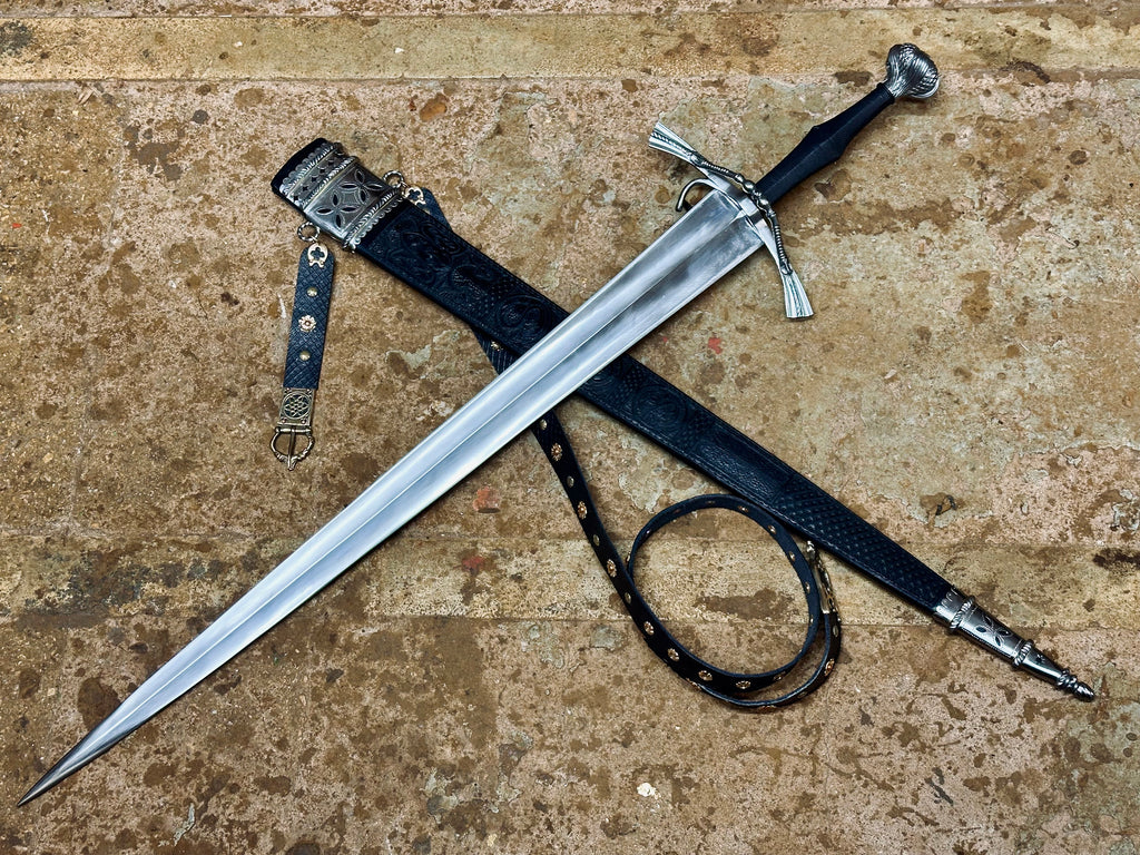 Early 16thC German Bastard sword A479 - SOLD - Tod's Workshop