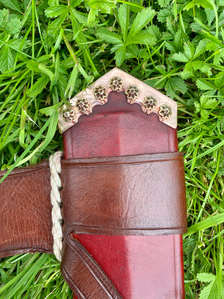 Medieval Z style sword scabbard - Triangular rain flap