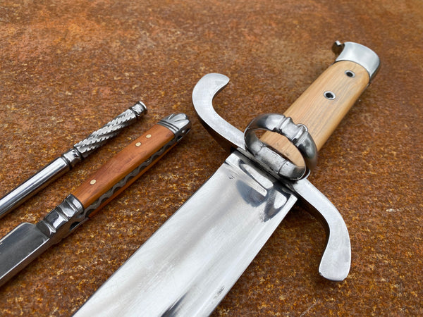 Breughel Messer 2-short sword with or without Eating set