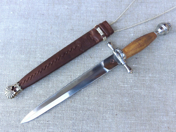 royal armouries main gauche left hand dagger medieval renaissance reenactment quillon