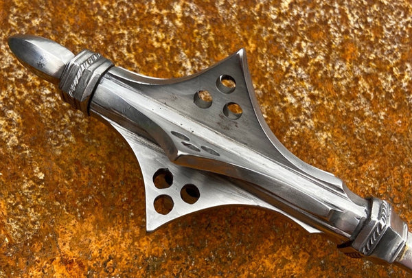 15thC flanged mace met museum tods workshop