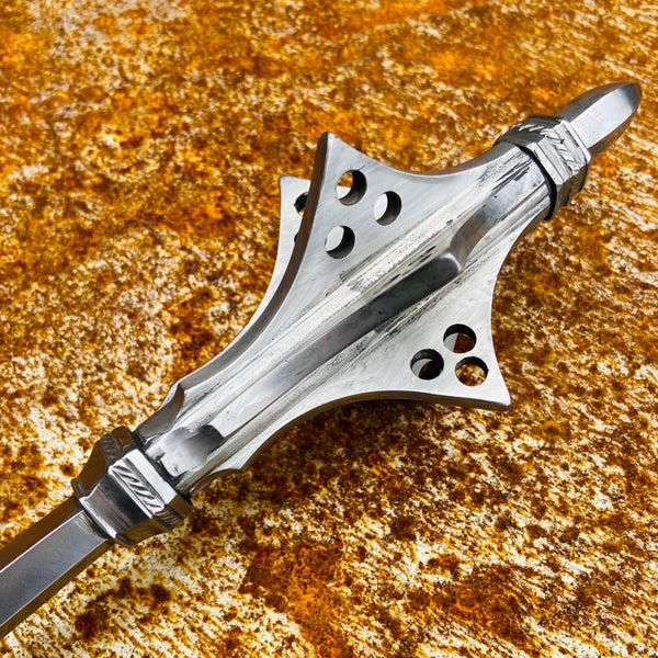 15thC flanged mace met museum tods workshop