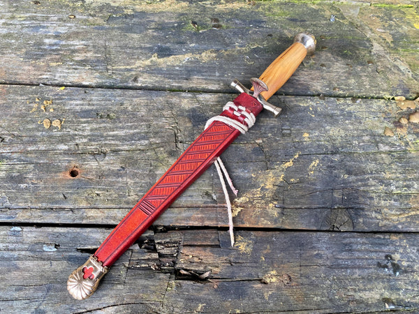 Quillon Dagger Nagel Bronze Shell Chape English 1500