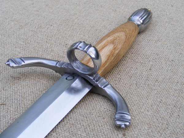 main gauche left hand dagger medieval renaissance reenactment rapier 