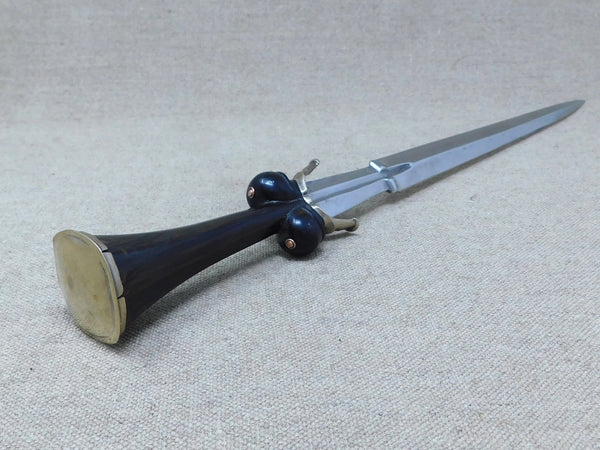 medieval crossbow shield defence defense reenactment pavaise