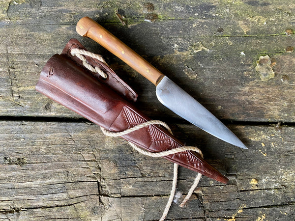 Tods Workshop 14th/15thC simple box eating knife