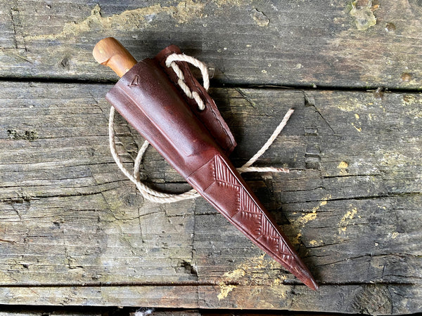 Tods Workshop 14th/15thC simple box eating knife