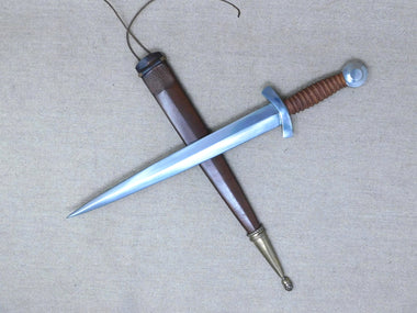 quillon dagger knight cord bound medieval 14thC