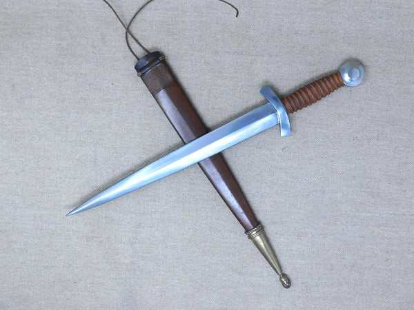 quillon dagger knight cord bound medieval 14thC