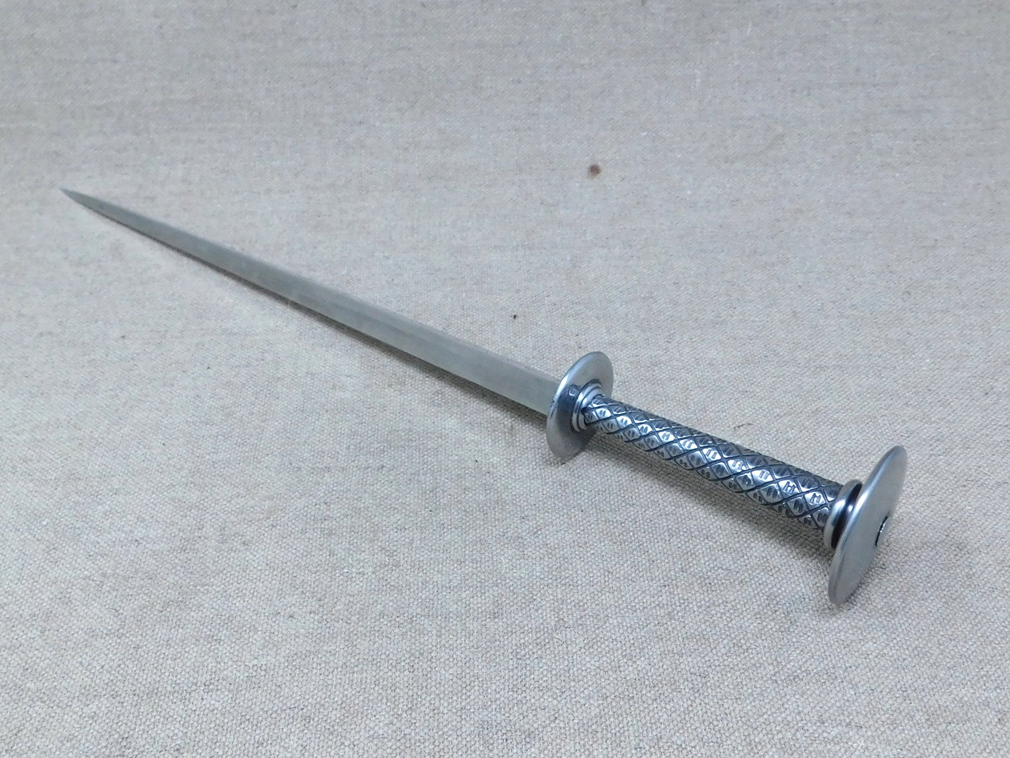 Medieval daggers, accurate museum quality replica - Tod's Workshop ...