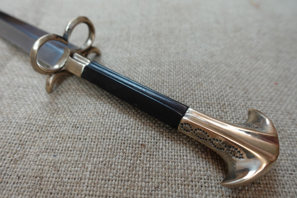 Early 16th '8' Guard Dagger