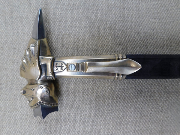 medieval war hammer bec de corbin reenactment living history LARP